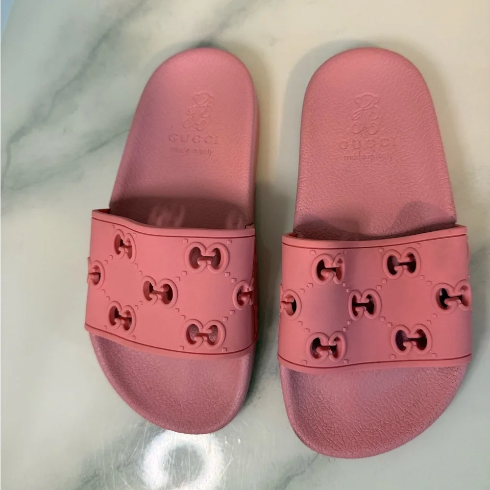 Gucci Pink Kids Slide Sandals